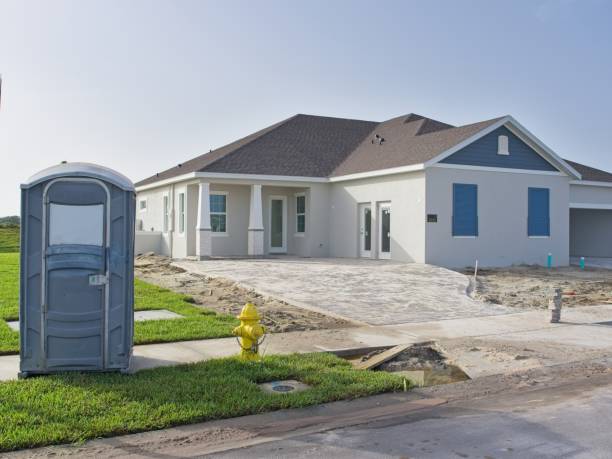 Porta potty delivery and setup in Weissport East, PA